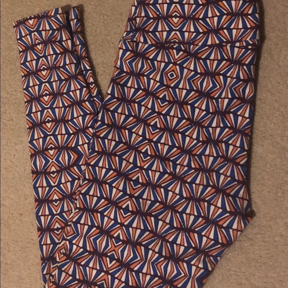 Tall and curvy leggings by lularoe